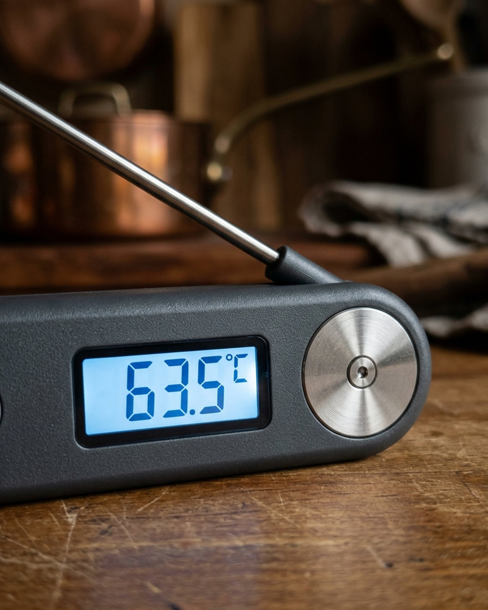 Maillard Point Probe Thermometer in Charcoal, detail close-up